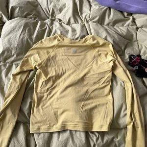 Lululemon long sleeve swiftly race length size 6